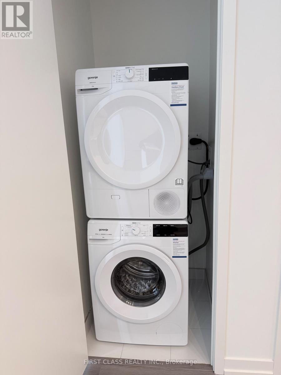 4209 - 28 Interchange Way, Vaughan, Ontario  L4K 0P8 - Photo 12 - N12857544