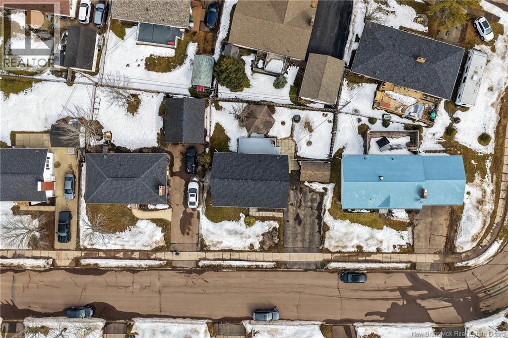 27 Miller Drive, Moncton, New Brunswick  E1C 7T3 - Photo 2 - NB134793