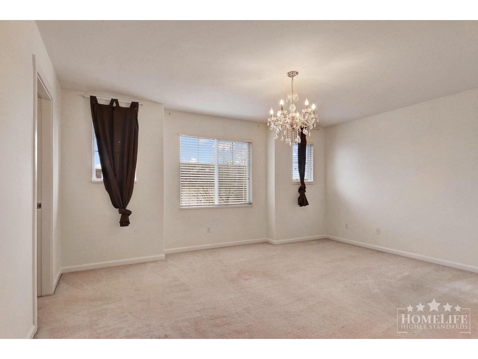 House 19849 69b Avenue, Langley, British Columbia  V2Y 3A8 - Photo 15 - R3099043