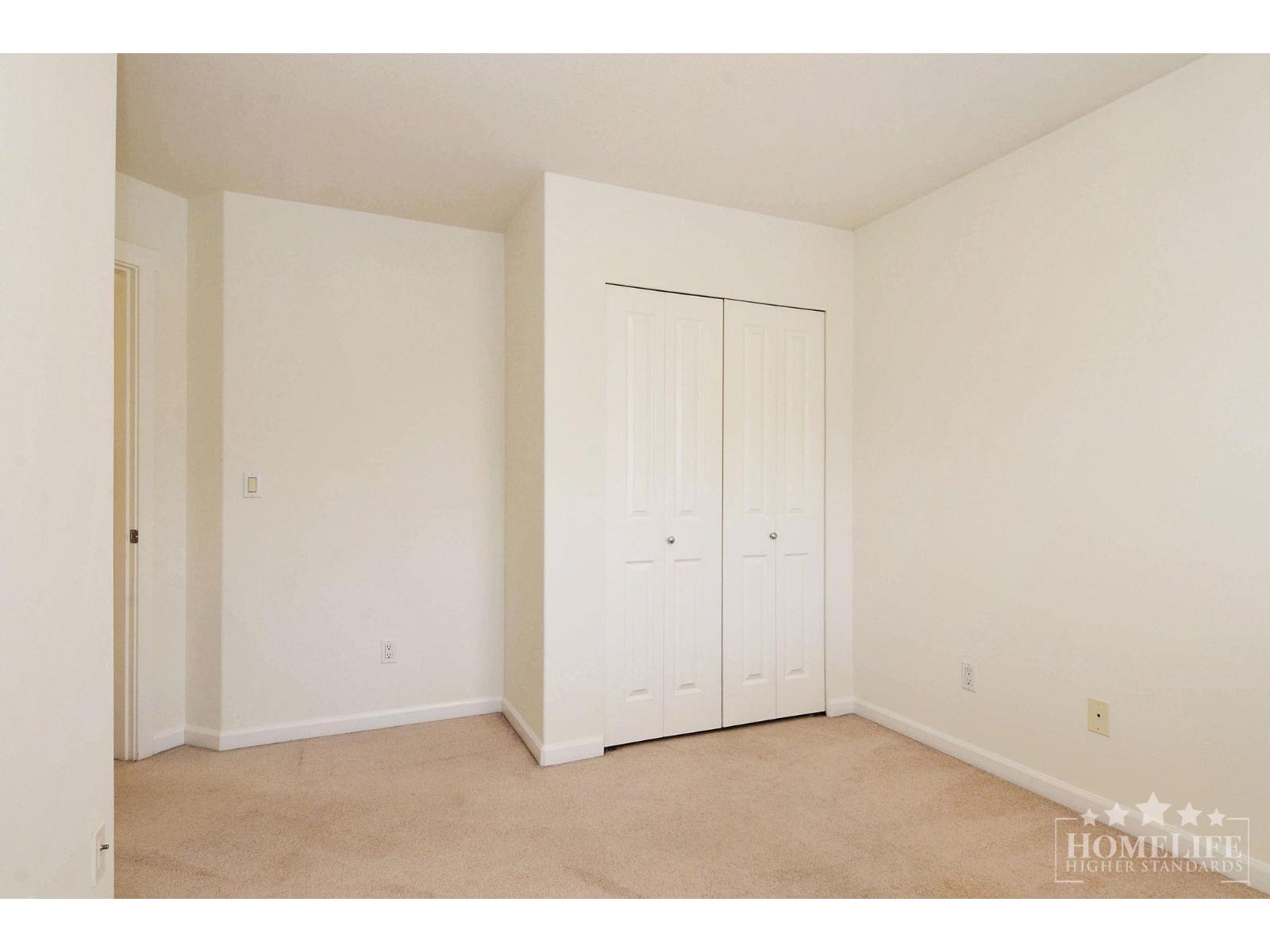 House 19849 69b Avenue, Langley, British Columbia  V2Y 3A8 - Photo 20 - R3099043