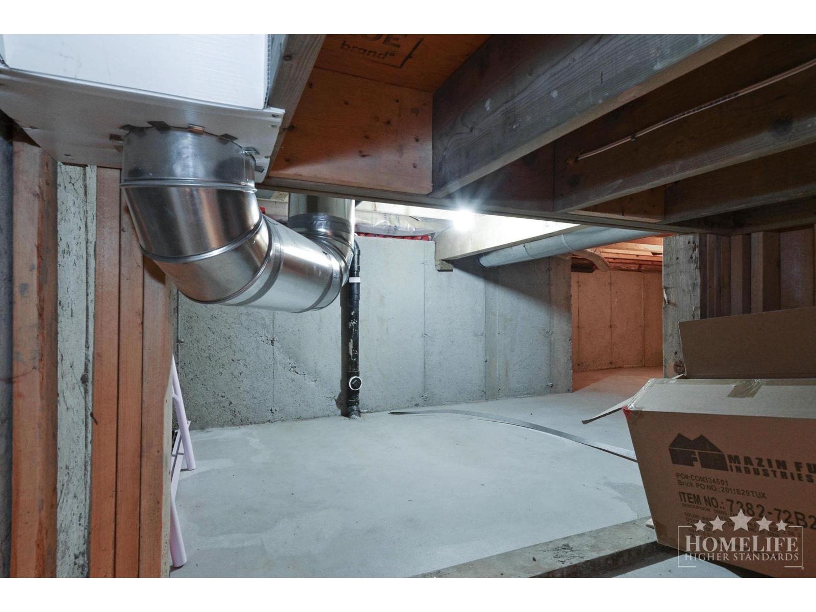 House 19849 69b Avenue, Langley, British Columbia  V2Y 3A8 - Photo 31 - R3099043