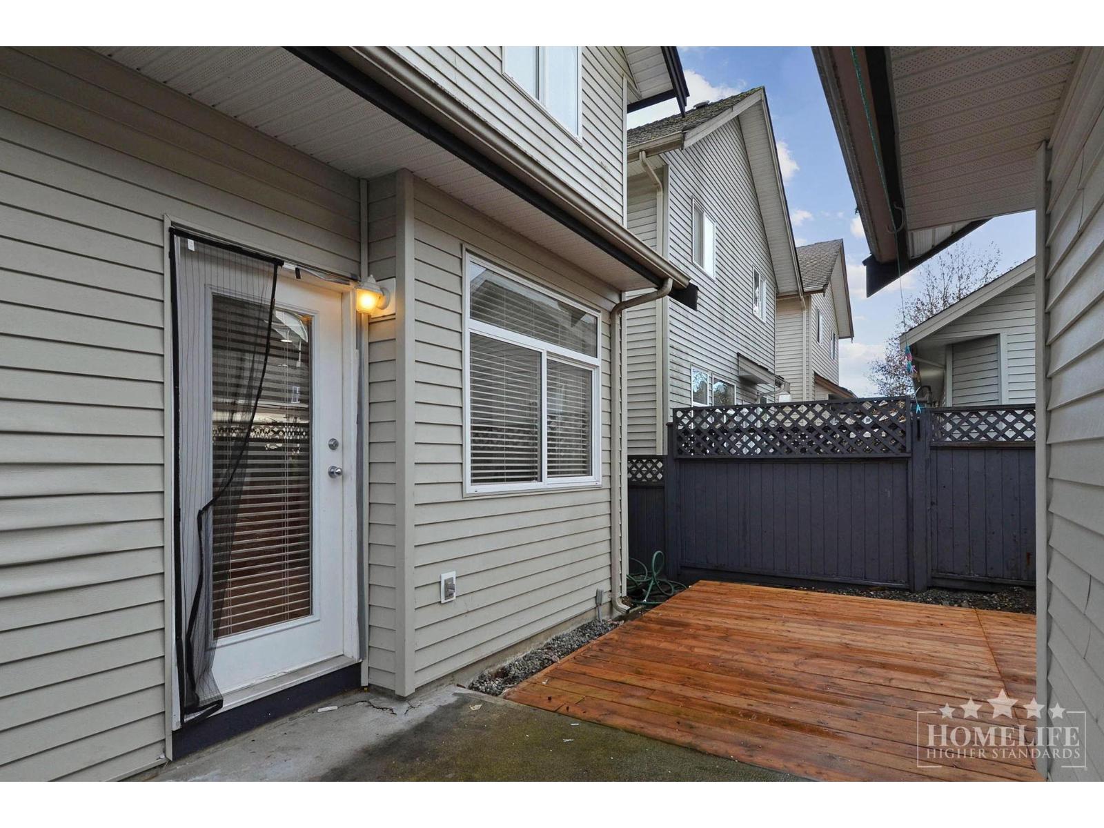 House 19849 69b Avenue, Langley, British Columbia  V2Y 3A8 - Photo 32 - R3099043