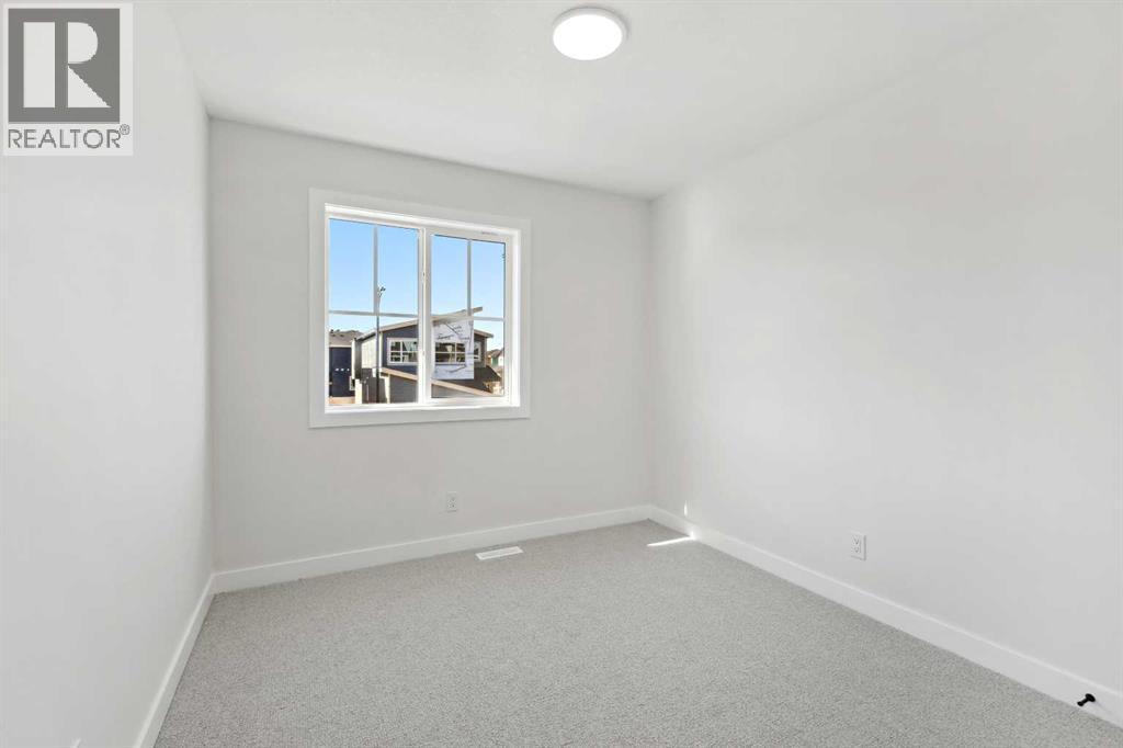 414 River Avenue, Cochrane, Alberta  T4C 3B8 - Photo 34 - A2254459