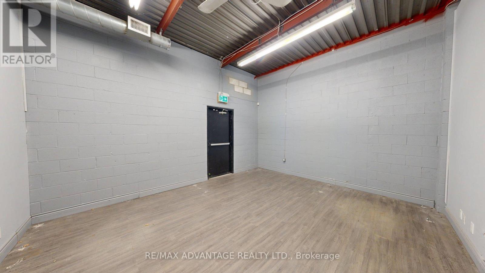 B - 527 South Street, London East, Ontario  N6B 1C4 - Photo 20 - X12873602