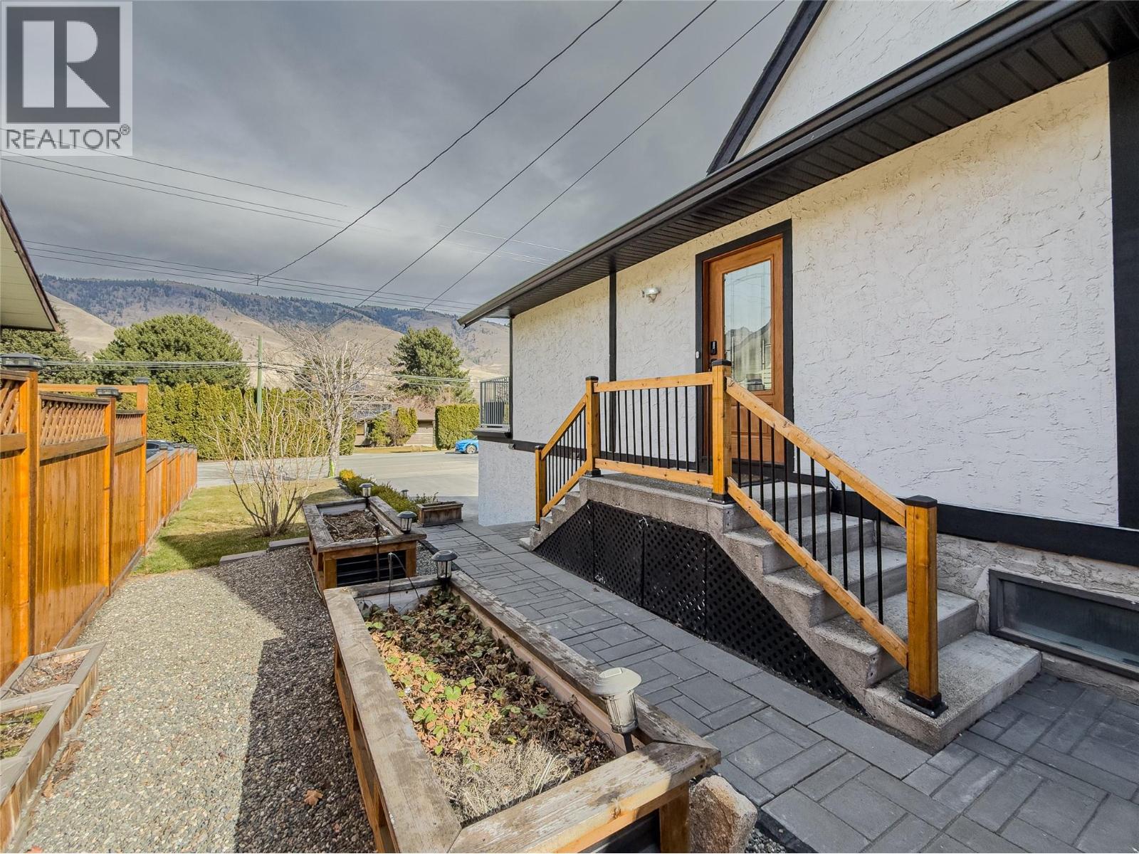 2485 Valleyview Drive, Kamloops, British Columbia  V2C 4E2 - Photo 23 - 10379100