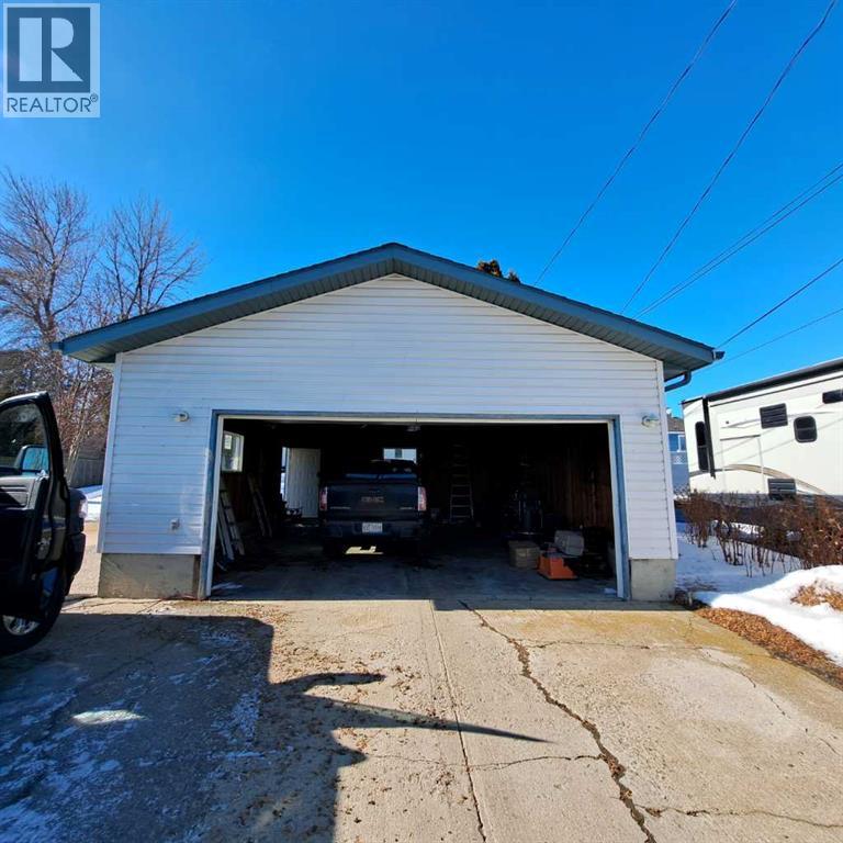 3117 51st Avenue, Lloydminster, Alberta  T9V 1H9 - Photo 18 - A2292582