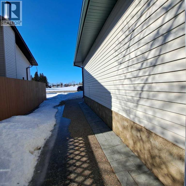 3117 51st Avenue, Lloydminster, Alberta  T9V 1H9 - Photo 20 - A2292582