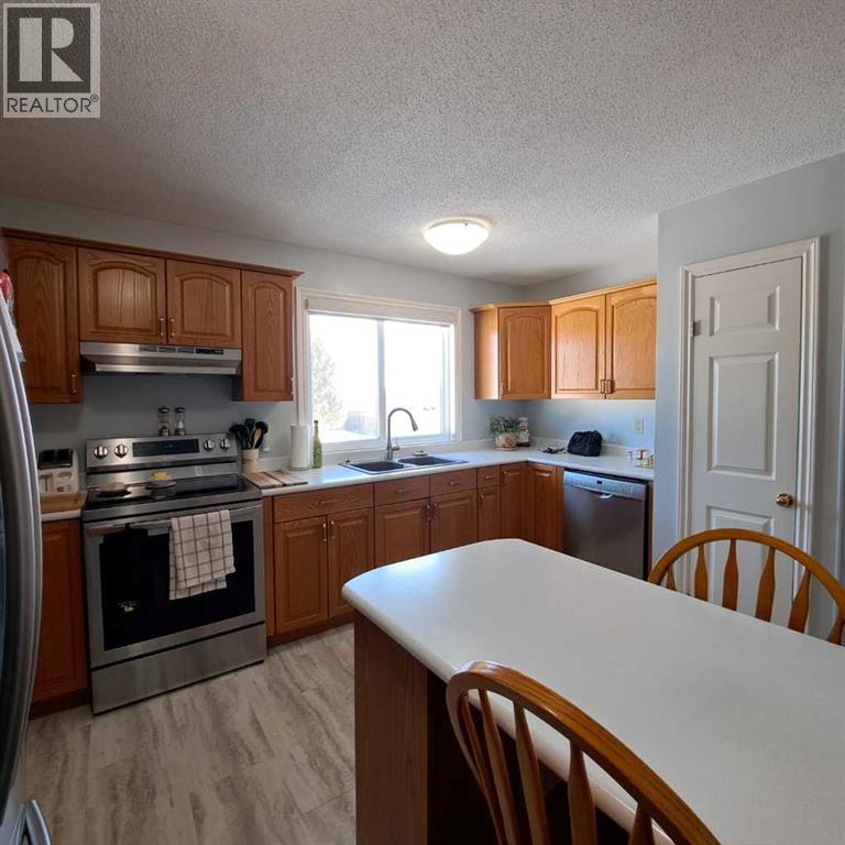 3117 51st Avenue, Lloydminster, Alberta  T9V 1H9 - Photo 5 - A2292582