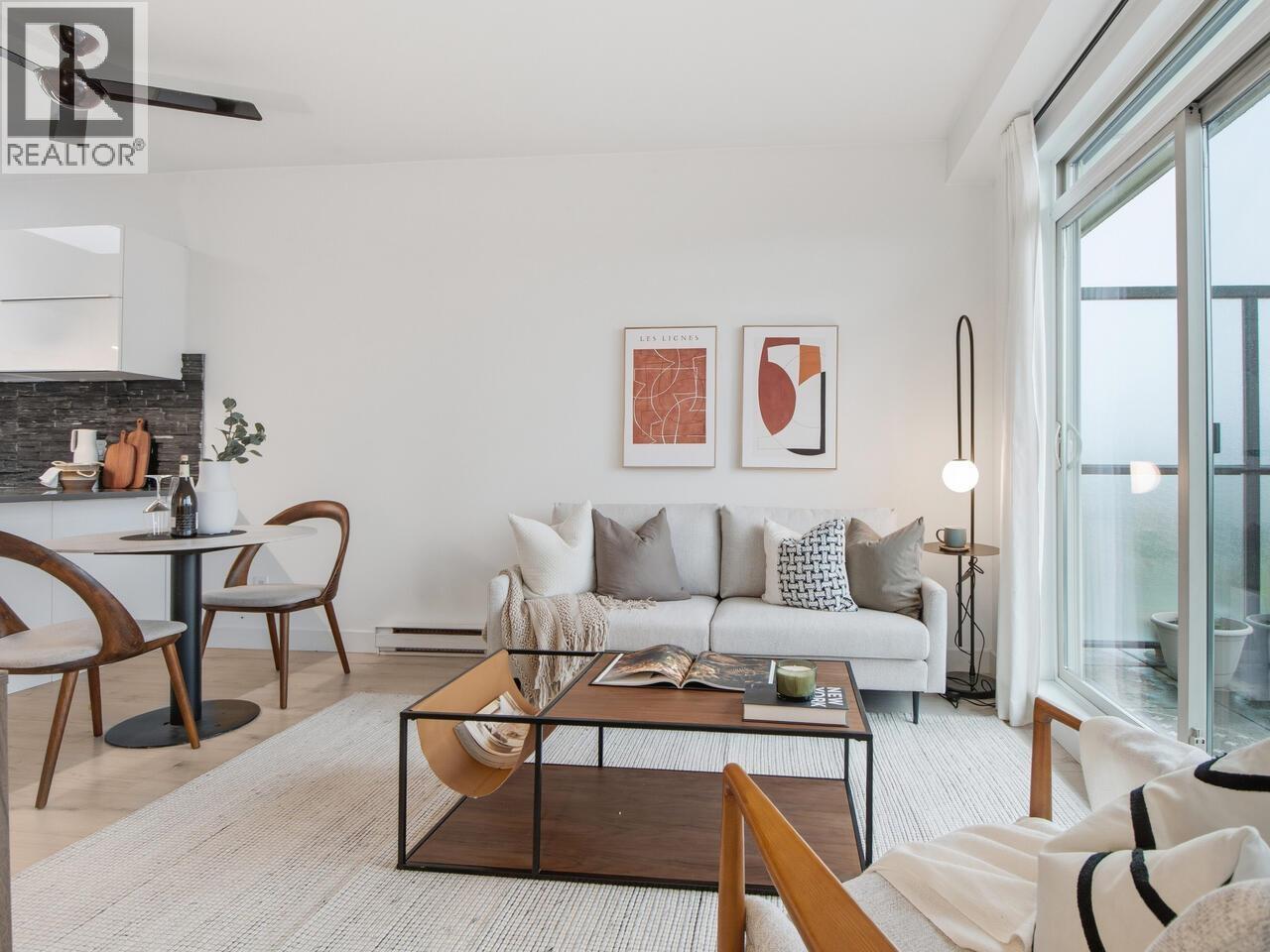 Ph6 688 E 17th Avenue, Vancouver, British Columbia  V5V 0A8 - Photo 3 - R3098986