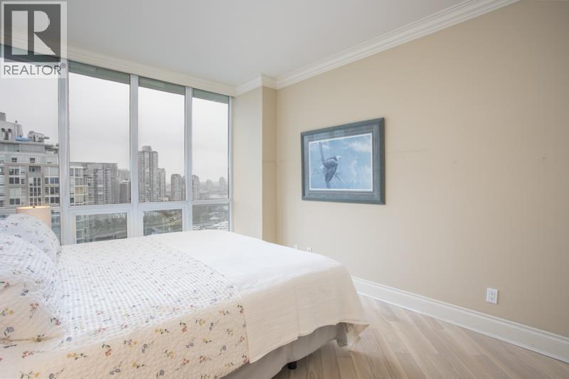 2005 1328 Marinaside Crescent, Vancouver, British Columbia  V6Z 3B3 - Photo 17 - R3099019