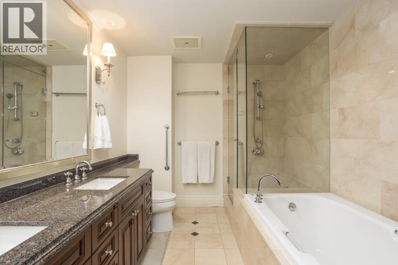 2005 1328 Marinaside Crescent, Vancouver, British Columbia  V6Z 3B3 - Photo 19 - R3099019