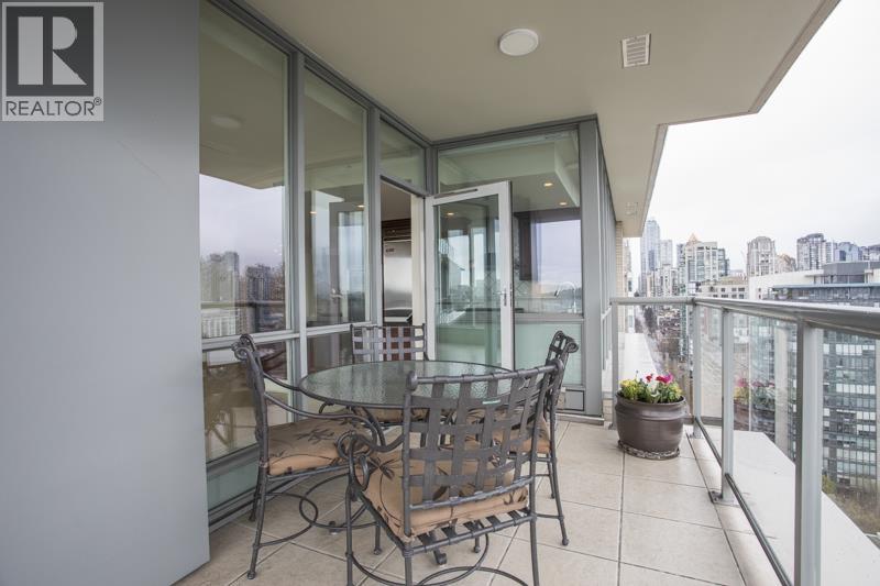 2005 1328 Marinaside Crescent, Vancouver, British Columbia  V6Z 3B3 - Photo 22 - R3099019