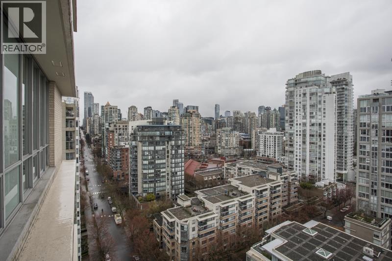 2005 1328 Marinaside Crescent, Vancouver, British Columbia  V6Z 3B3 - Photo 25 - R3099019