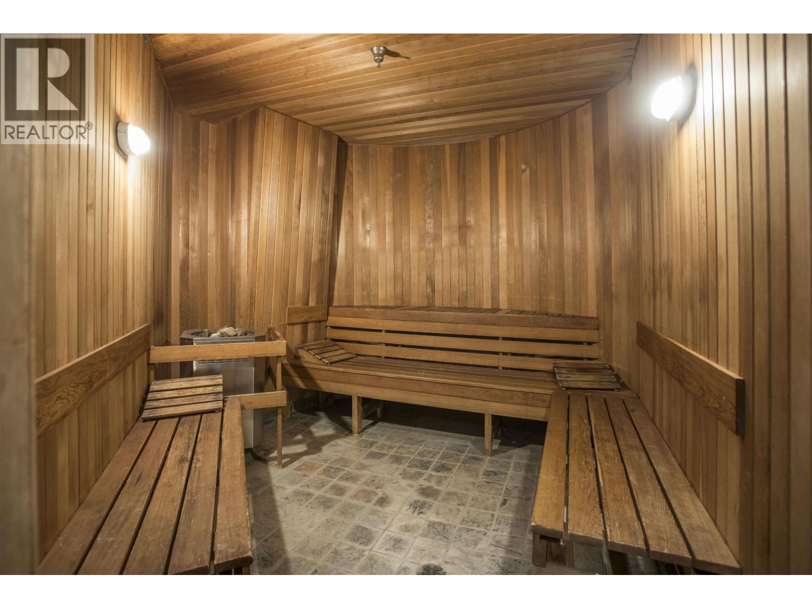 2005 1328 Marinaside Crescent, Vancouver, British Columbia  V6Z 3B3 - Photo 32 - R3099019