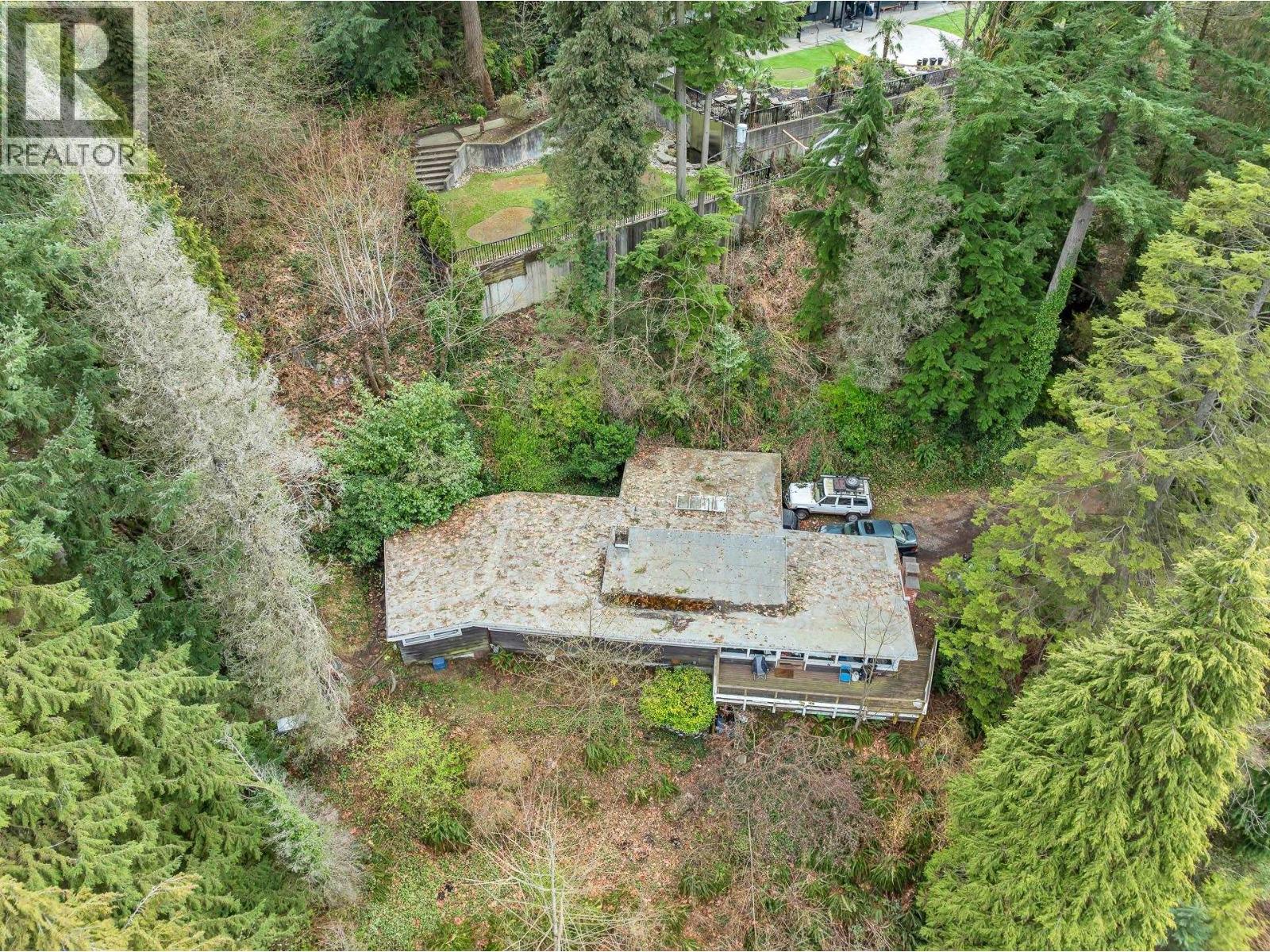 7356 Braeside Drive, Burnaby, British Columbia  V5A 1G1 - Photo 7 - R3099001