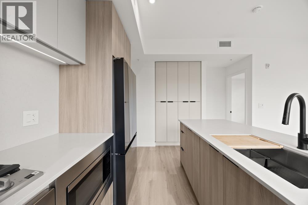 613 623 Kemsley Avenue, Coquitlam, British Columbia  V3J 0L8 - Photo 15 - R3099020