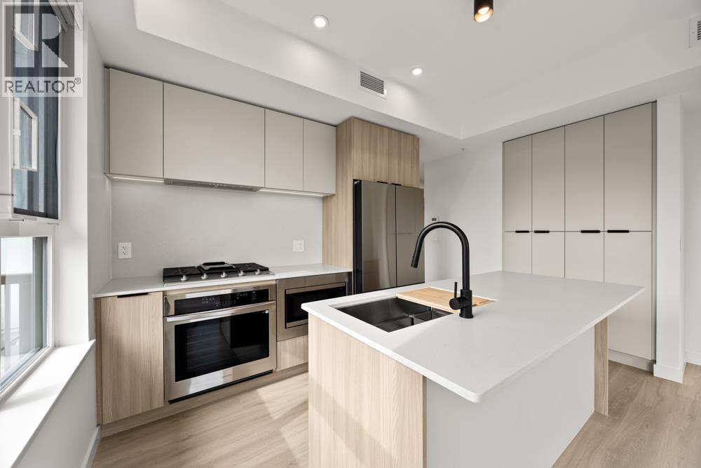 613 623 Kemsley Avenue, Coquitlam, British Columbia  V3J 0L8 - Photo 7 - R3099020