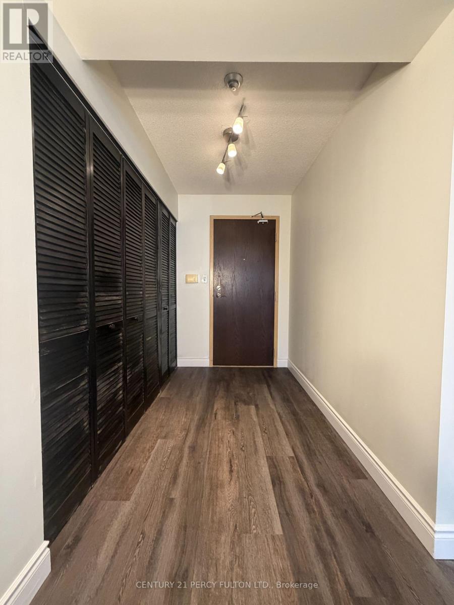 1115 - 30 Greenfield Avenue, Toronto, Ontario  M2N 6N3 - Photo 3 - C12871066