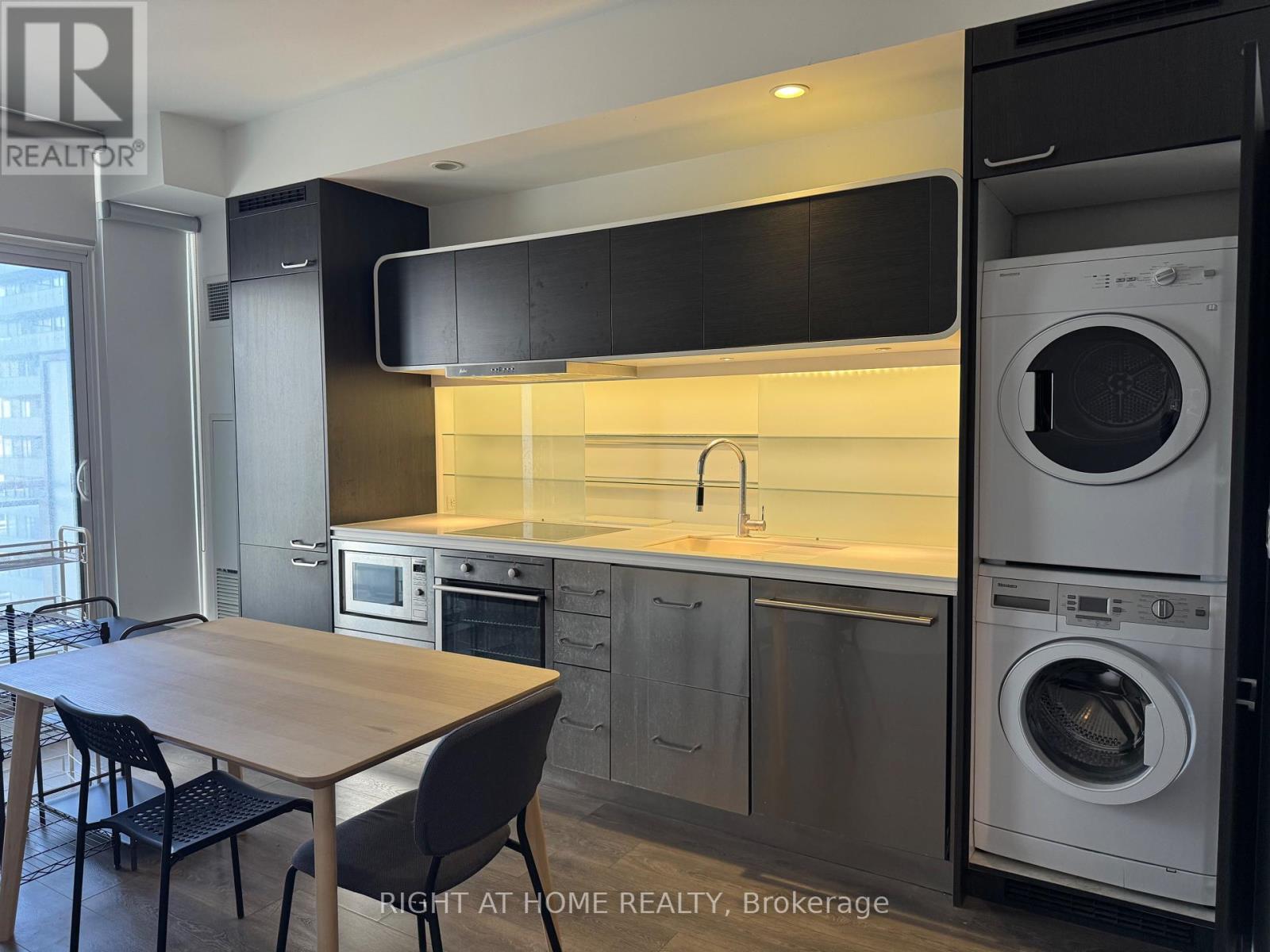 2608 - 45 Charles Street E, Toronto (Church-Yonge Corridor), Ontario  M4Y 0B8 - Photo 2 - C12873592