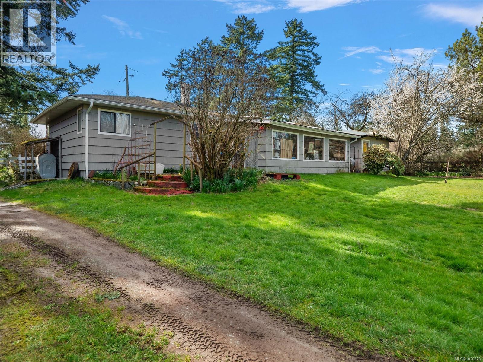 476 Quayle Rd, Saanich, British Columbia  V9E 2J7 - Photo 6 - 1026820