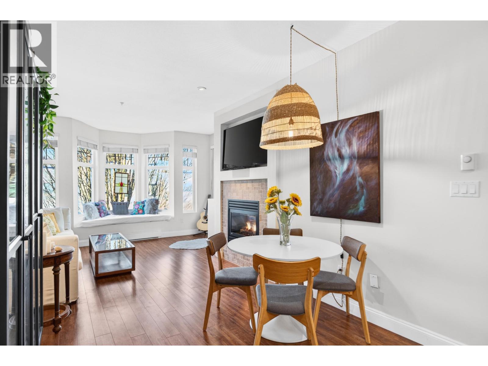 304 588 Twelfth Street, New Westminster, British Columbia  V3M 4H9 - Photo 8 - R3098806