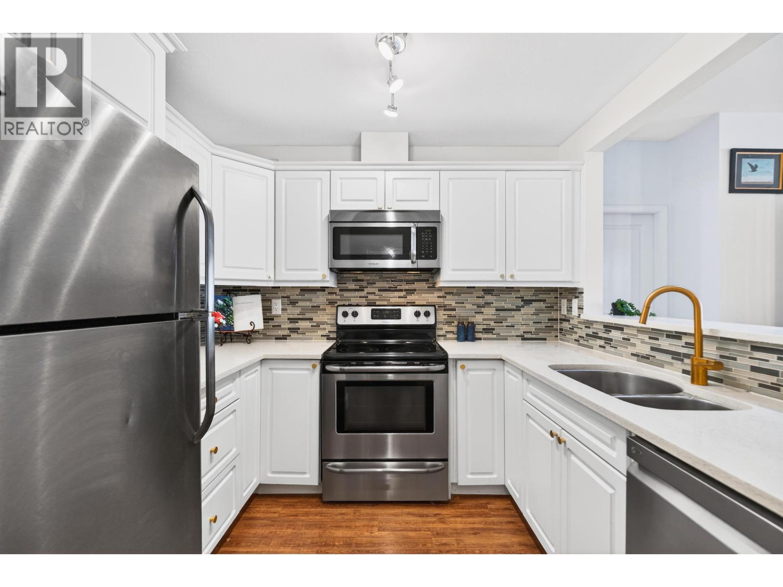 304 588 Twelfth Street, New Westminster, British Columbia  V3M 4H9 - Photo 13 - R3098806