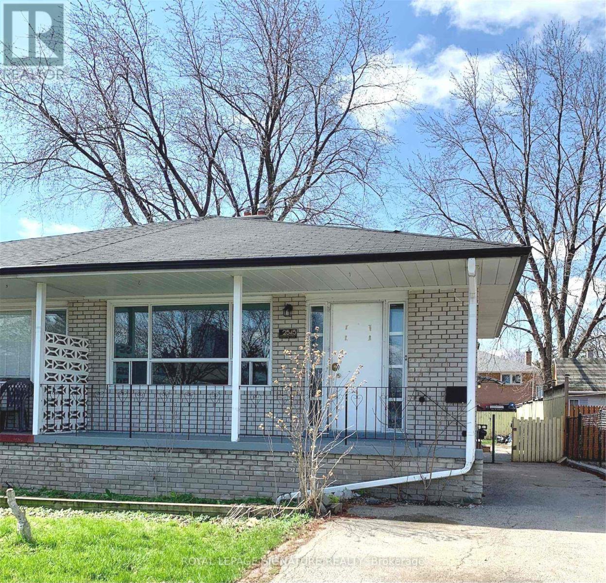 2545 PADSTOW CRESCENT, Mississauga, Ontario