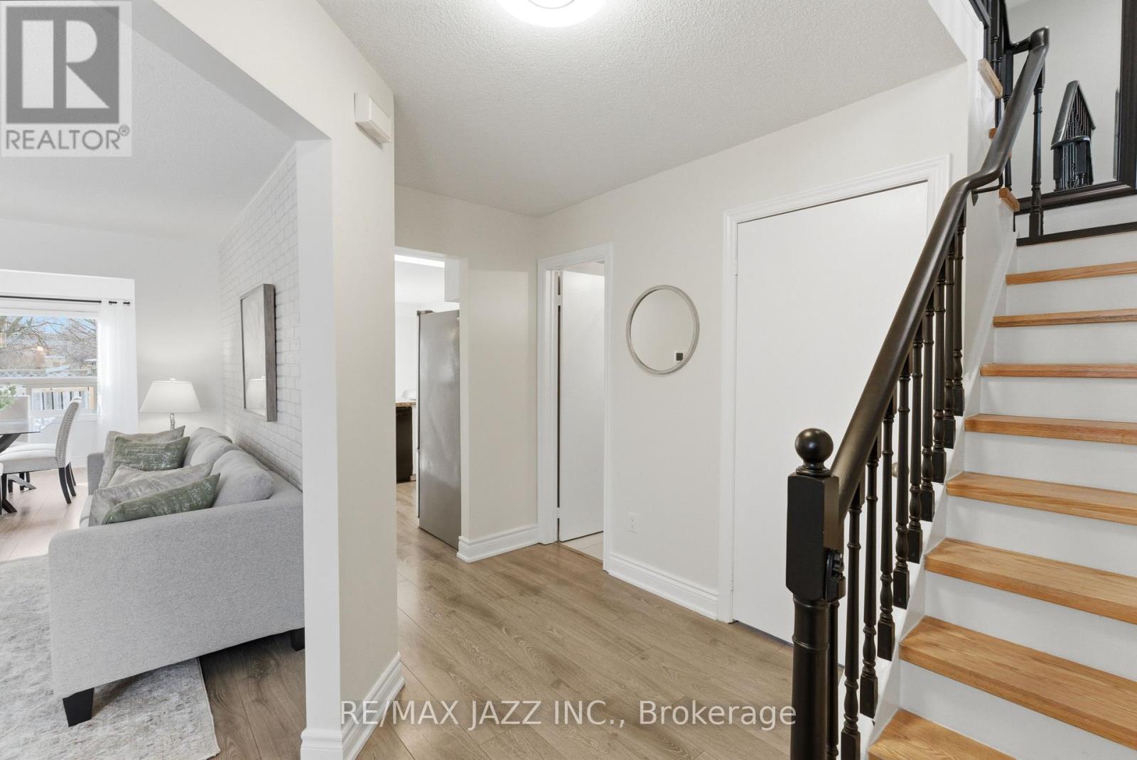 222 Sandringham Drive, Clarington, Ontario  L1E 2A2 - Photo 7 - E12867188