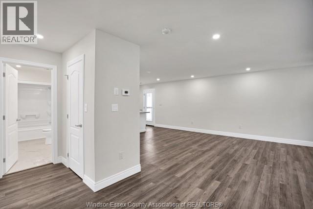 423 Logan Unit# 1, 2, Windsor, Ontario  N8X 2V3 - Photo 5 - 26005129