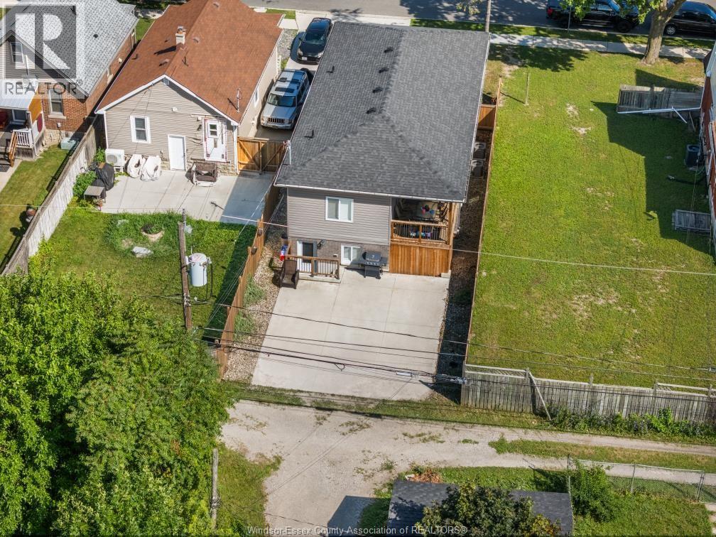 423 Logan Unit# 1, 2, Windsor, Ontario  N8X 2V3 - Photo 20 - 26005129