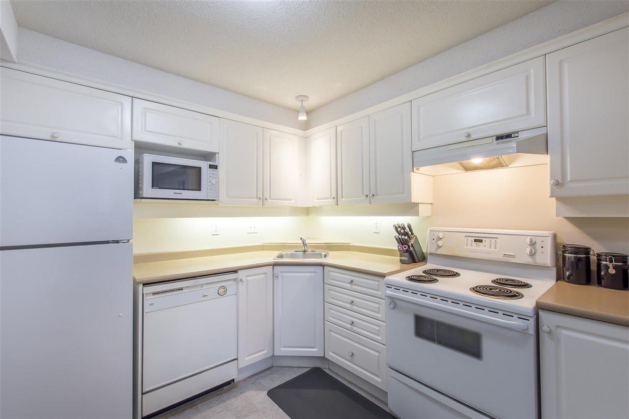 308 13780 76 Avenue, Surrey, British Columbia  V3W 1E5 - Photo 4 - R3098006