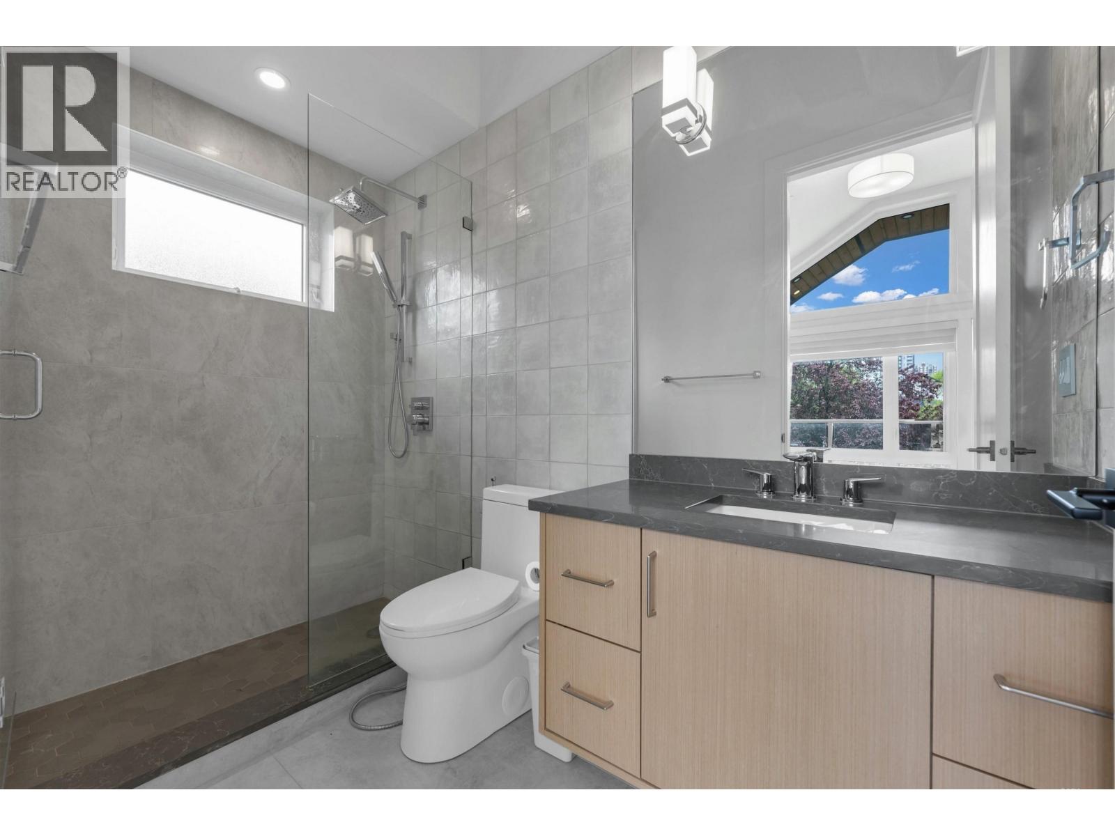 1 560 W 63rd Avenue, Vancouver, British Columbia  V6P 2G8 - Photo 13 - R3097831