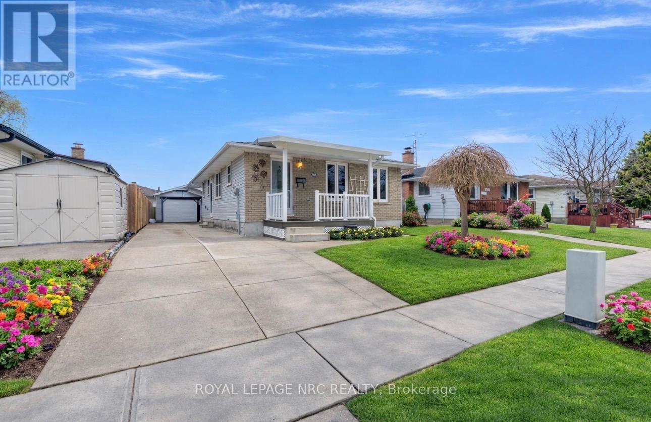 7564 REDHAVEN CRESCENT, Niagara Falls, Ontario