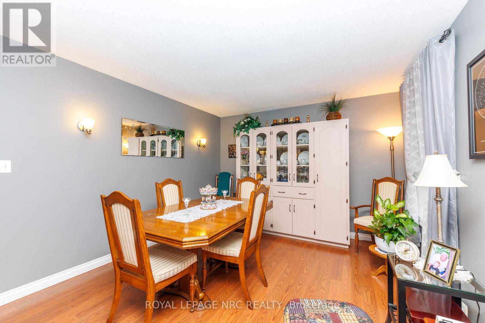 7564 Redhaven Crescent, Niagara Falls, Ontario  L2G 7H7 - Photo 17 - X12873642