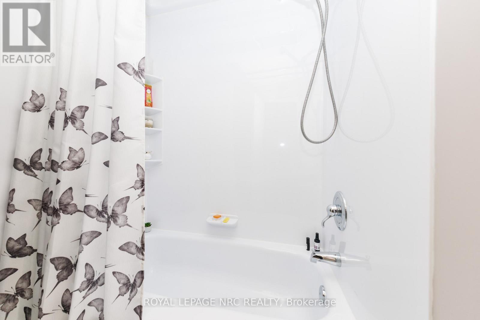 7564 Redhaven Crescent, Niagara Falls, Ontario  L2G 7H7 - Photo 26 - X12873642