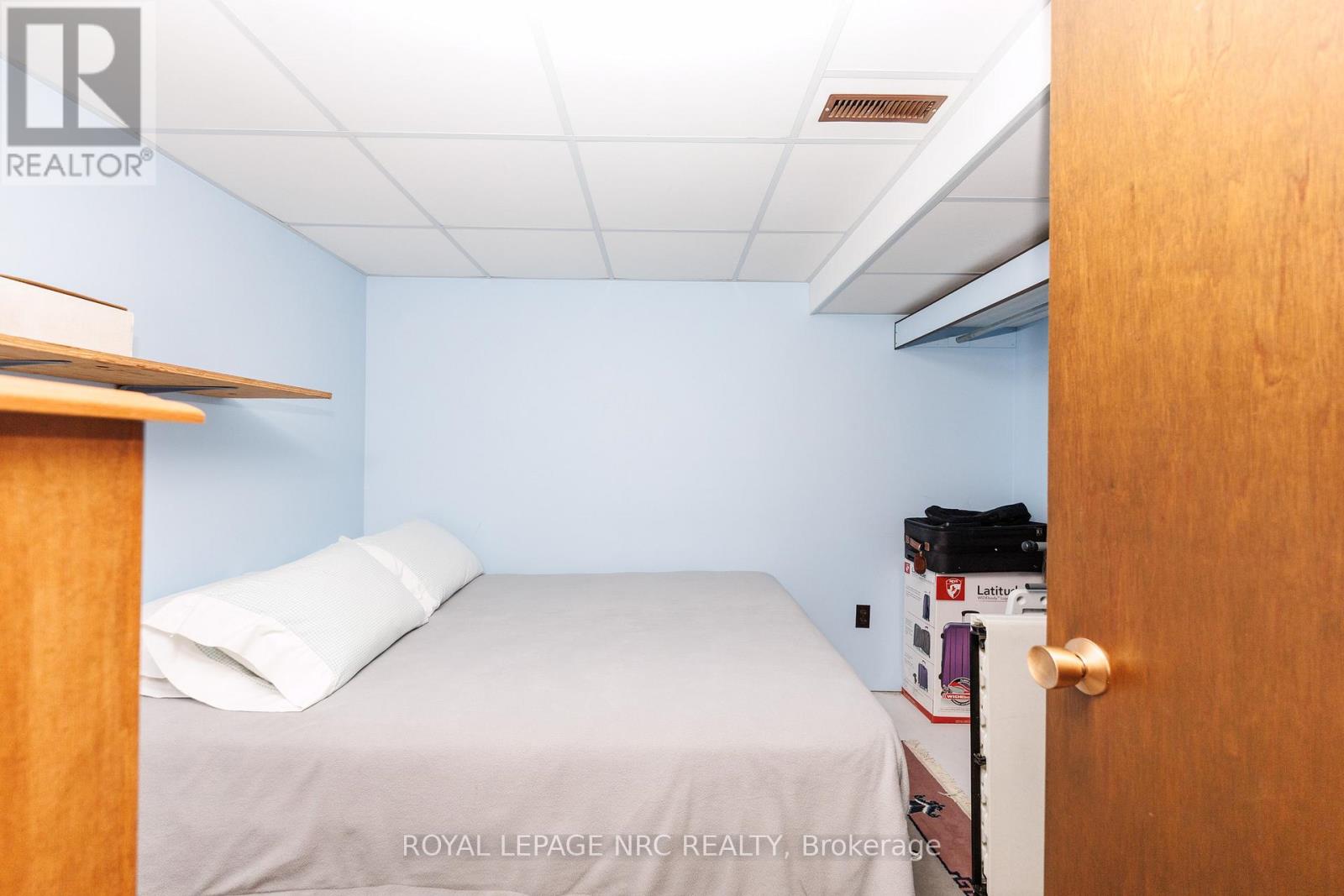 7564 Redhaven Crescent, Niagara Falls, Ontario  L2G 7H7 - Photo 35 - X12873642