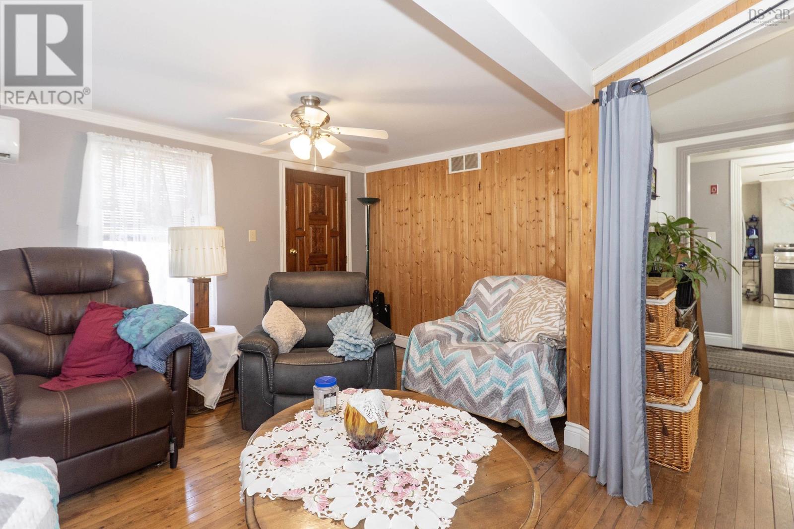 10 Patterson Street, Amherst, Nova Scotia  B4H 1G7 - Photo 18 - 202604374