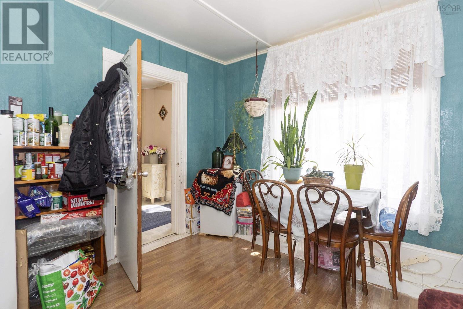 10 Patterson Street, Amherst, Nova Scotia  B4H 1G7 - Photo 4 - 202604374