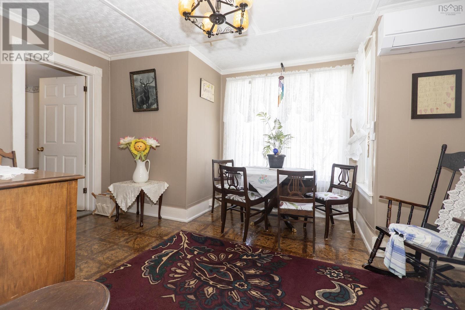 10 Patterson Street, Amherst, Nova Scotia  B4H 1G7 - Photo 8 - 202604374