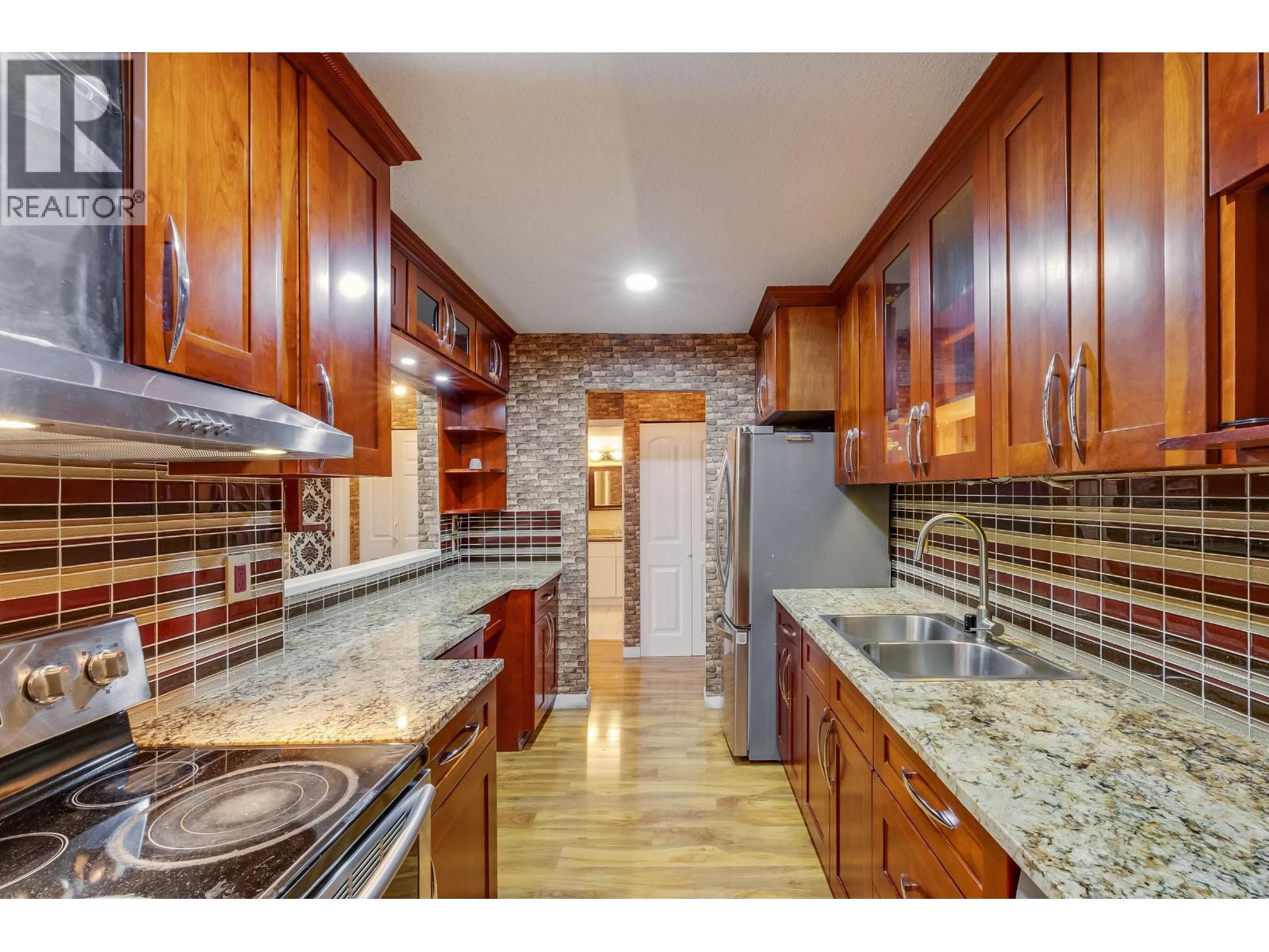 210 8600 Ackroyd Road, Richmond, British Columbia  V6X 3G1 - Photo 8 - R3097938