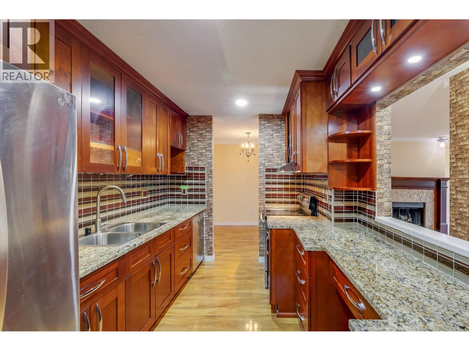 210 8600 Ackroyd Road, Richmond, British Columbia  V6X 3G1 - Photo 9 - R3097938