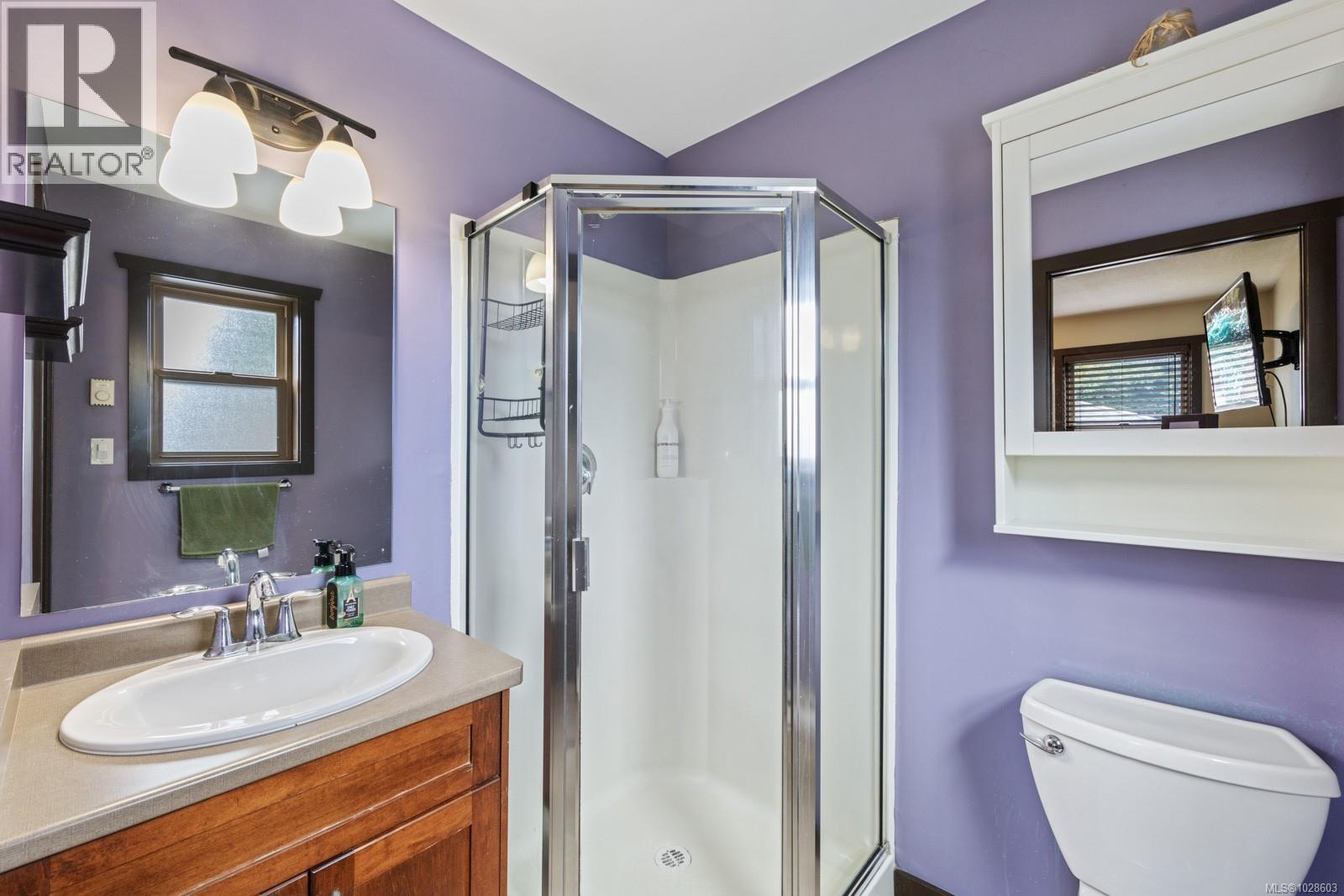 2735 Rydal Ave, Cumberland, British Columbia  V0R 1S0 - Photo 12 - 1028603