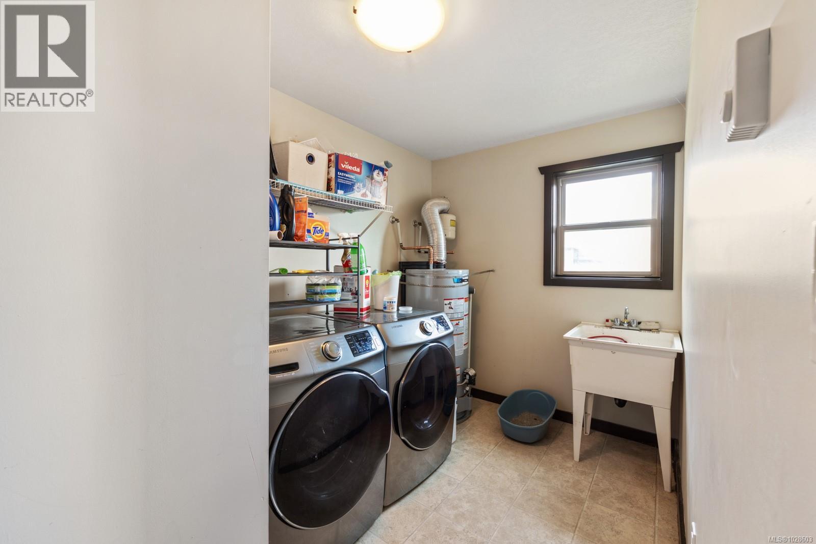 2735 Rydal Ave, Cumberland, British Columbia  V0R 1S0 - Photo 21 - 1028603