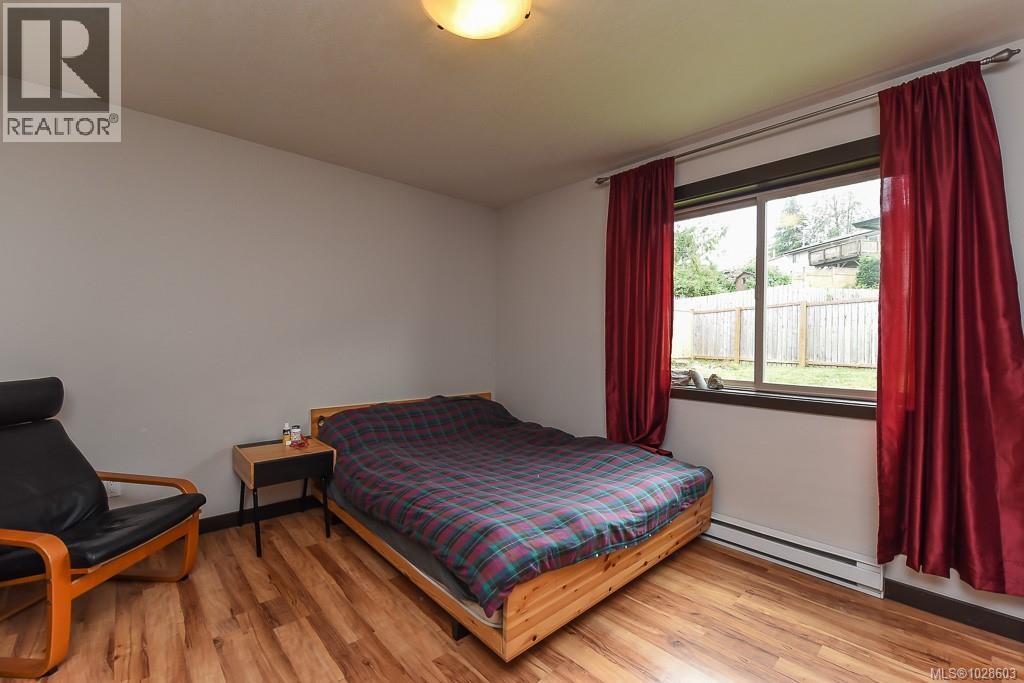 2735 Rydal Ave, Cumberland, British Columbia  V0R 1S0 - Photo 32 - 1028603