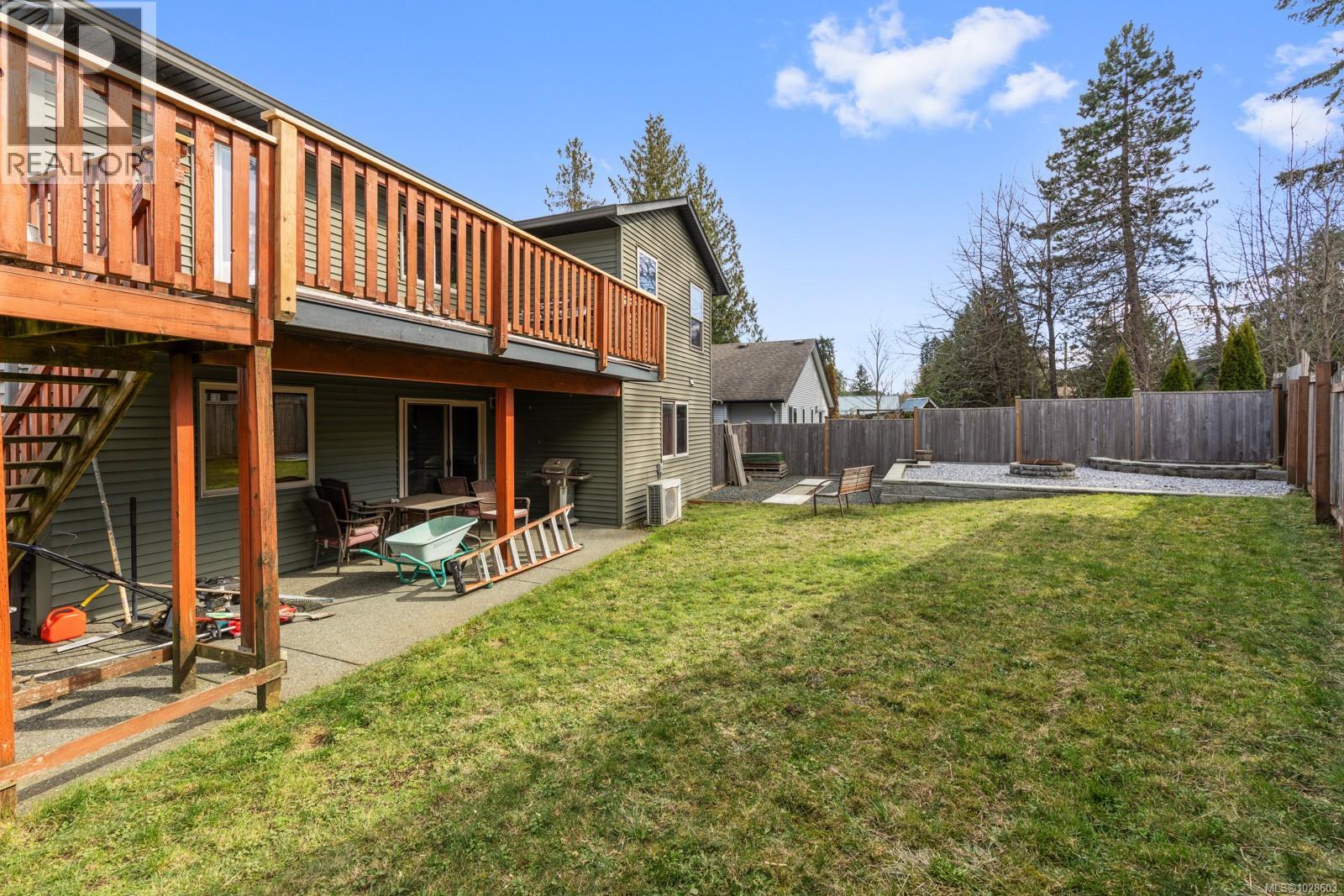 2735 Rydal Ave, Cumberland, British Columbia  V0R 1S0 - Photo 41 - 1028603