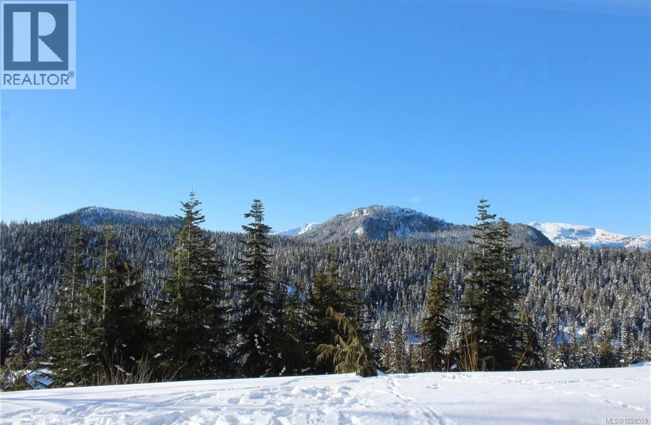 106 1105 Henry Rd, Courtenay, British Columbia