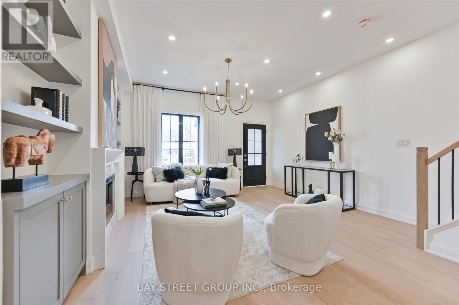 547 Eastern Avenue, Toronto, Ontario  M4M 1C8 - Photo 5 - E12873636