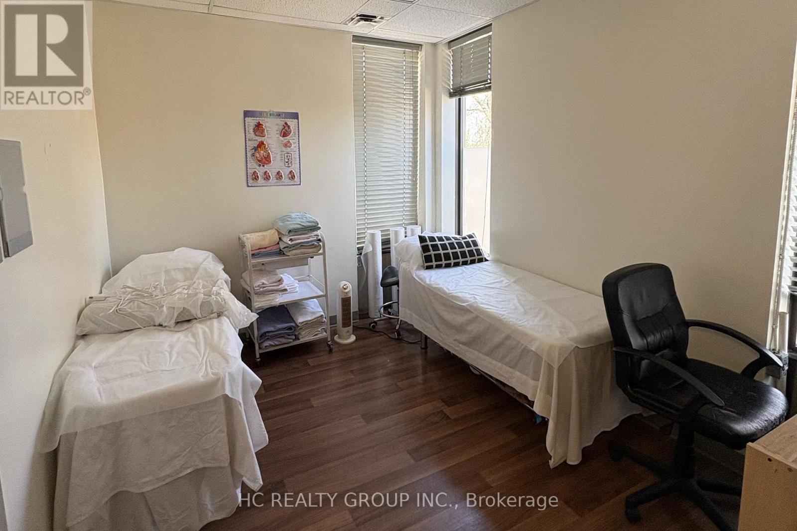 107 - 3000 Lawrence Avenue, Toronto, Ontario  M1P 2V1 - Photo 2 - E12873694