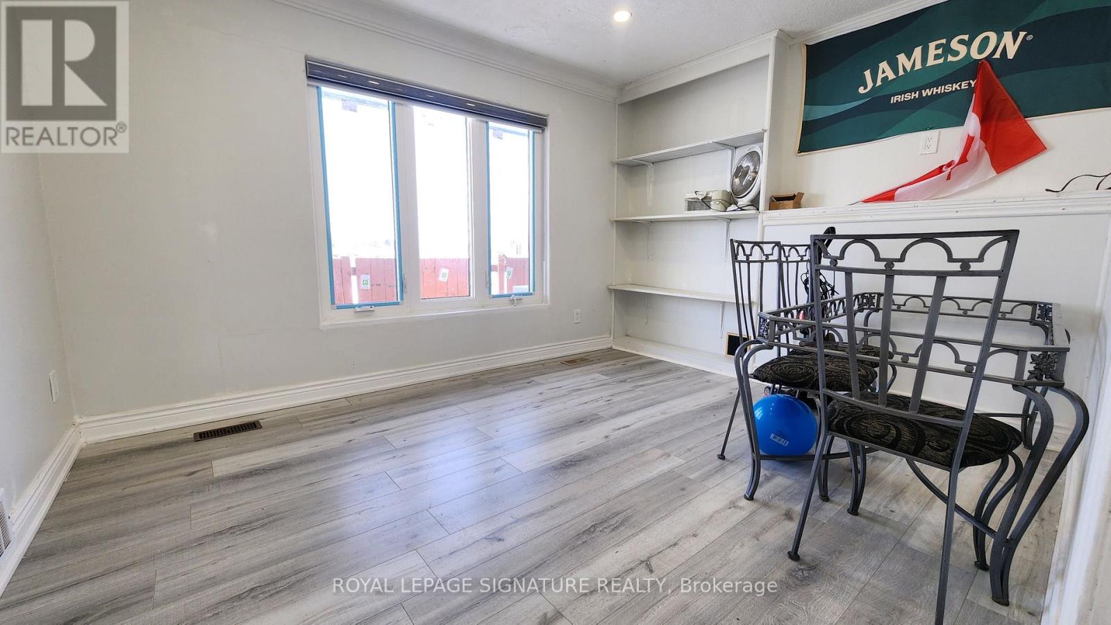 Upper Level - 5444 Countryside Drive, Brampton, Ontario  L6P 0T8 - Photo 11 - W12873654