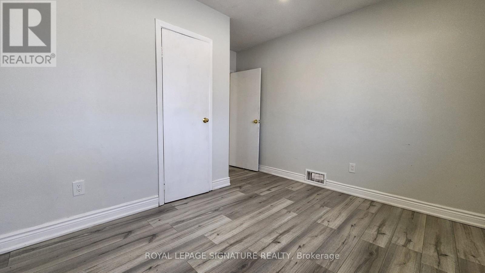 Upper Level - 5444 Countryside Drive, Brampton, Ontario  L6P 0T8 - Photo 17 - W12873654